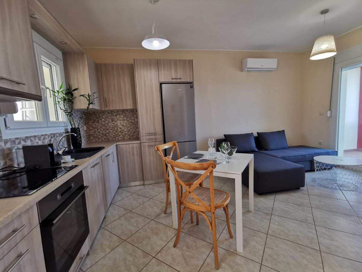 Marine Apartments Venetiko Paralia Agias Foteinis Exterior foto